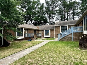 Building Photo - 103 Homeplace Ct