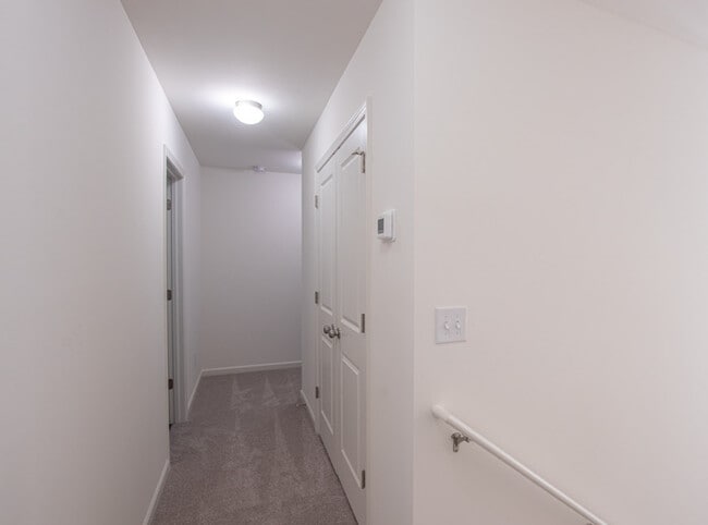 Building Photo - 3BD/2.5 Bath Townhome in Midland Wyntree Community- JANUARY 2026