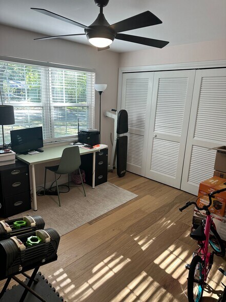 Building Photo - 3013 Sabal Rd