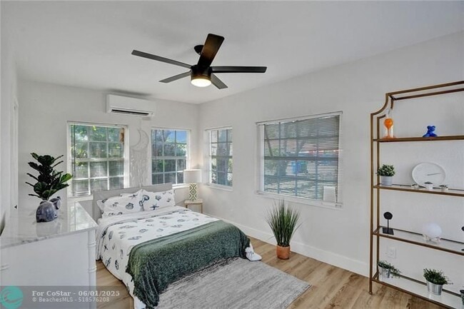Building Photo - 6128 SW 39th St