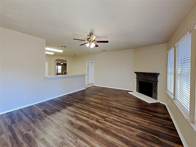 Building Photo - 1210 Hampton Dr
