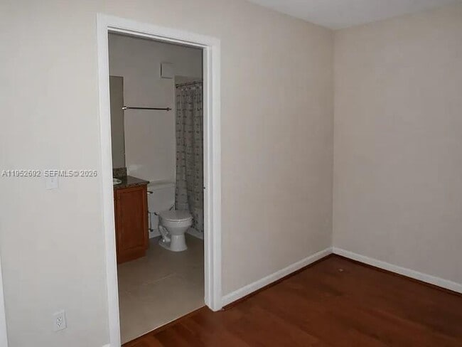 Building Photo - 9457 Palm Cir N