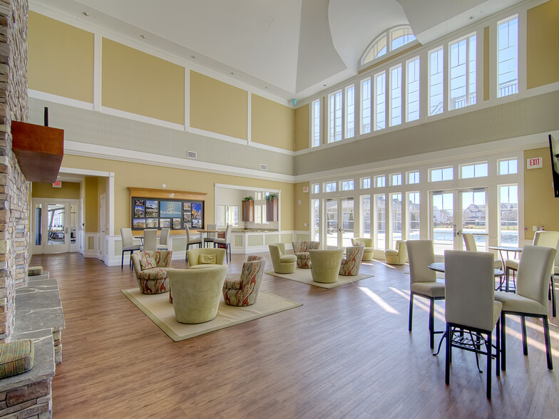 Club house - 5907 Carrollton Ln