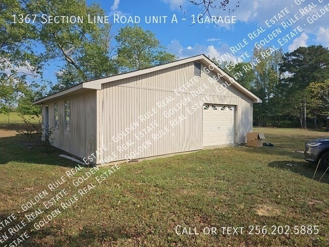 Building Photo - 1367 Section Line Rd