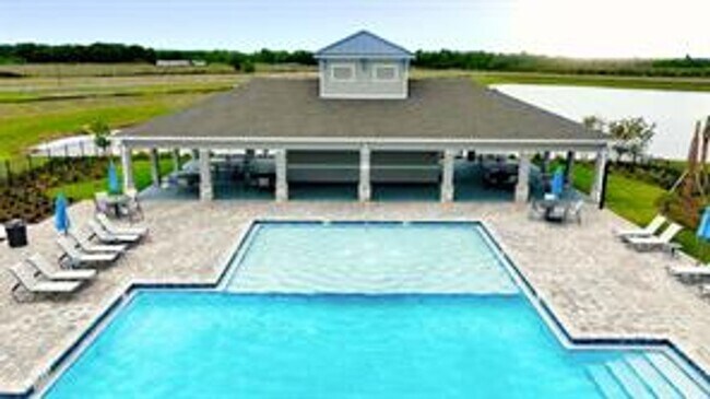 Building Photo - Brand New Construction 4 bedroom 2 bath in Buena Lago Community!