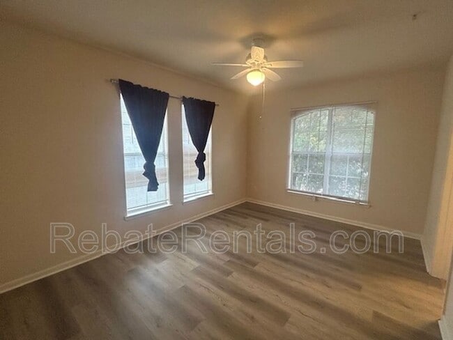 Building Photo - 8290 Gate Pkwy W