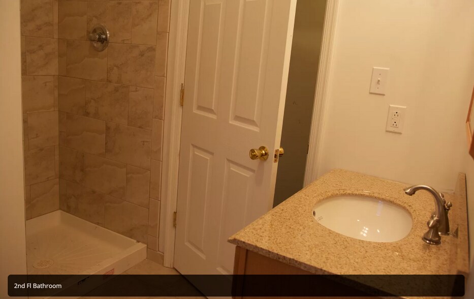 Building Photo - 3925 Baltimore Ave