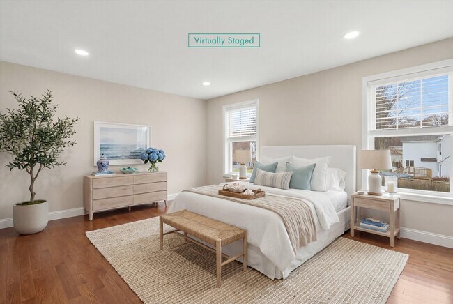 Building Photo - 24 Daytona St