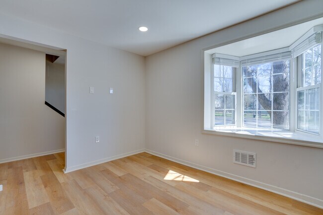 8032 Saint Annes Ct 8032 Saint Annes Ct Alexandria VA 22309 8032 Saint Annes Ct 8032 Saint Annes Ct Alexandria VA 22309