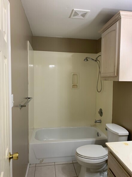 Building Photo - 1705 W Portales Dr