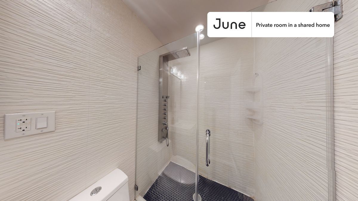 Building Photo - Room in Shared 3 bed/2 bath home in East Village