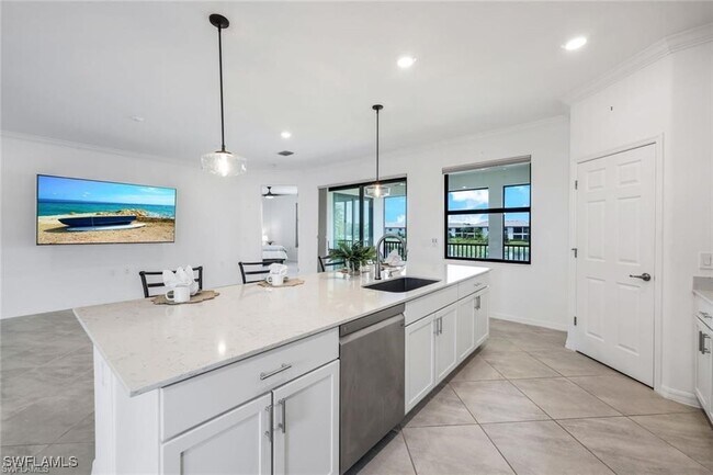 Building Photo - 2375 Montserrat Ln