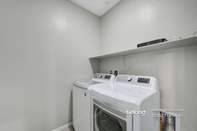 Building Photo - 653 Timberfalls Ln