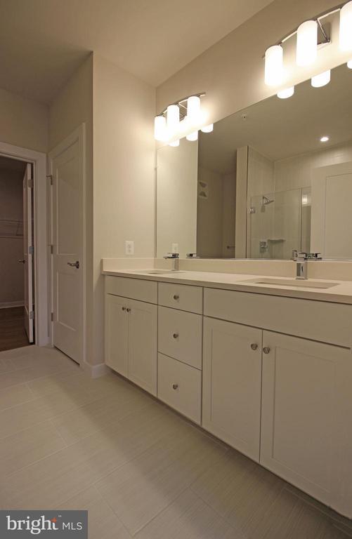 Building Photo - 1669 Bandit Loop