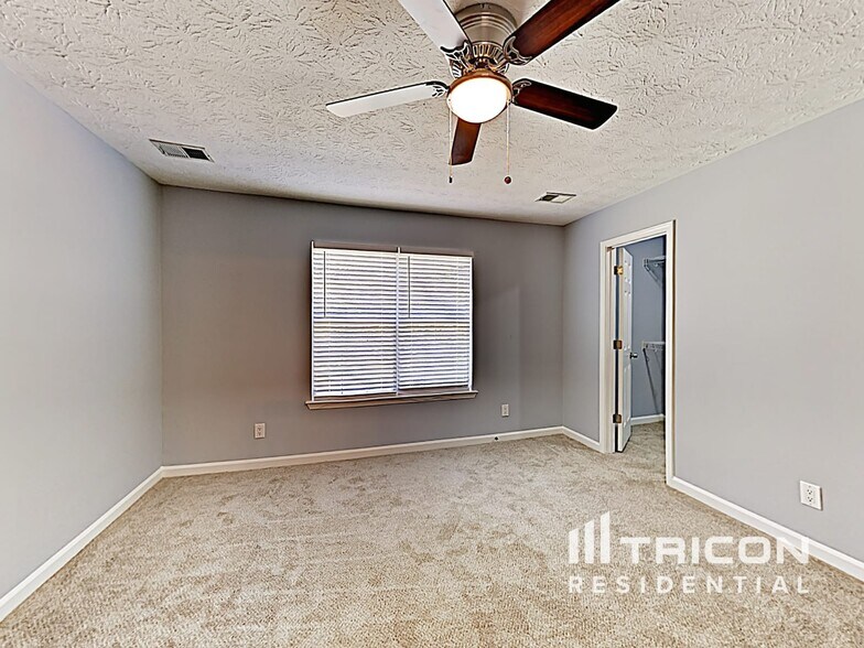 Building Photo - 12234 Cypress Way