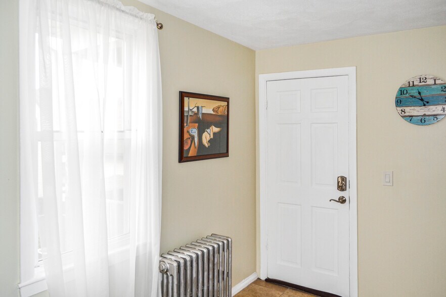 Building Photo - 36 Curry Cir