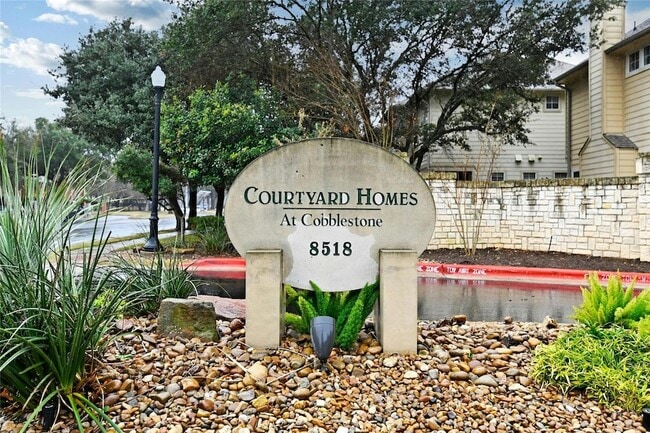 Building Photo - 8518 Cahill Dr