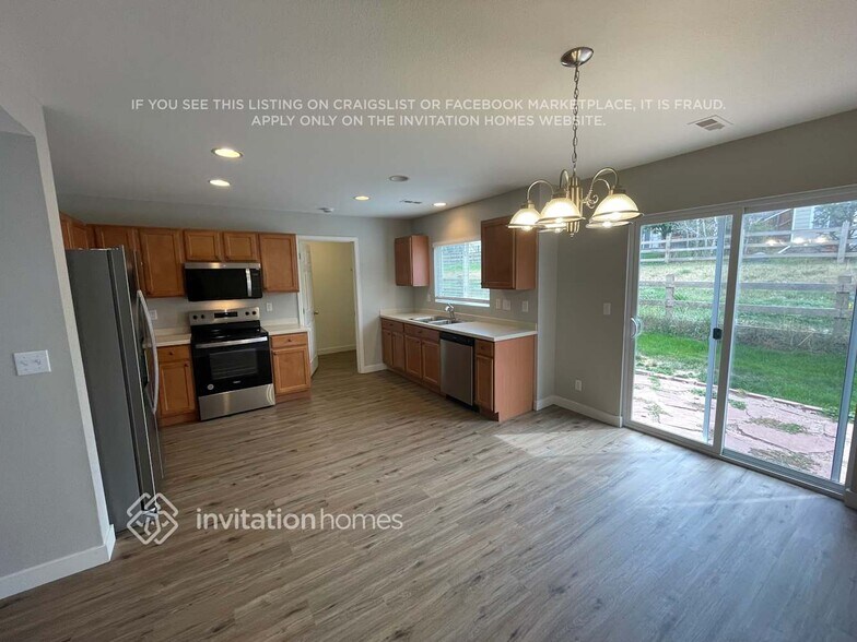 Building Photo - 5964 Raleigh Cir