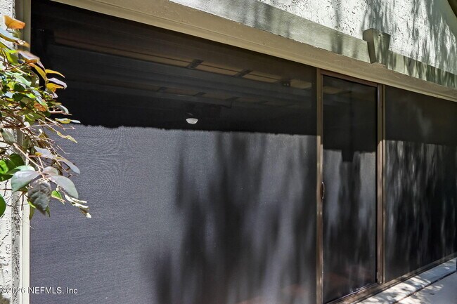 Building Photo - 566 Longmill Ln