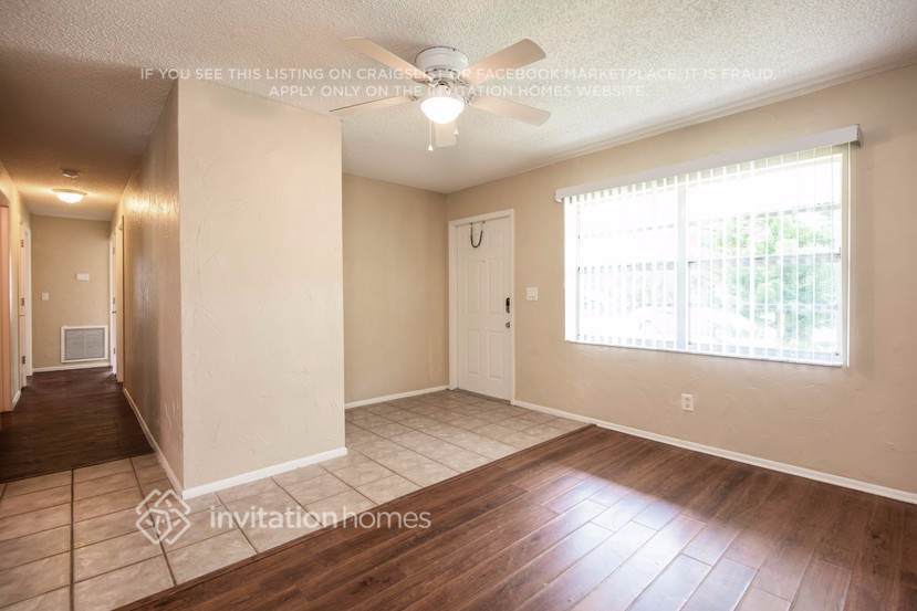 Building Photo - 9064 Hamlin Rd W