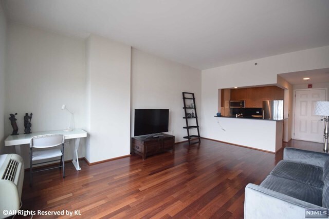 Building Photo - 3514 City Pl