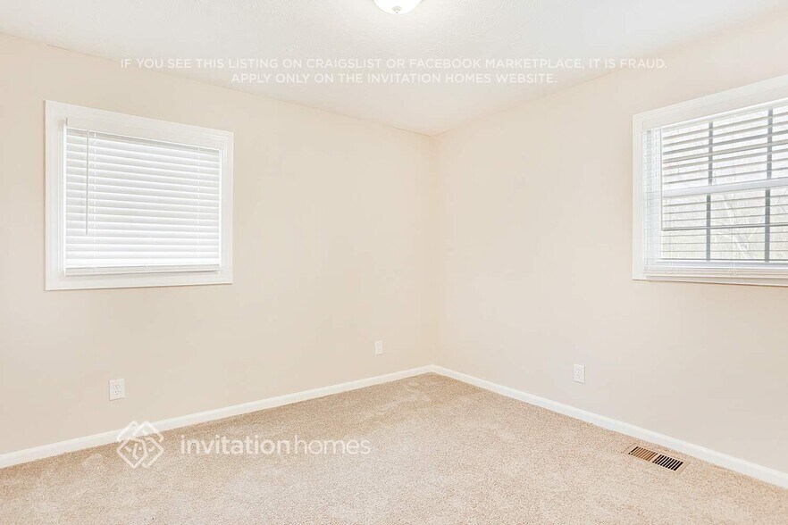 Building Photo - 116 Rosewood Dr