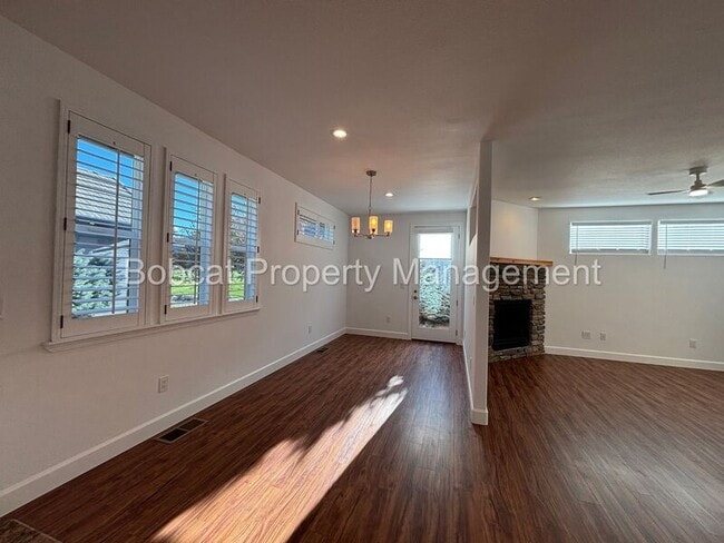 Building Photo - 2437 Genoa Meadows Cir