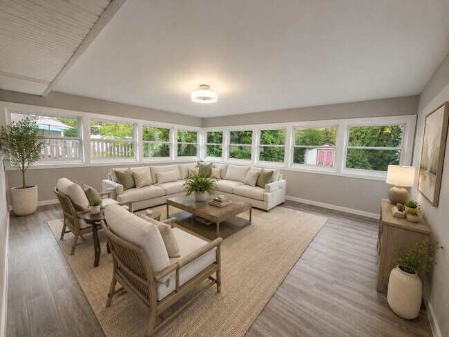 Building Photo - 1430 Hartmann Dr