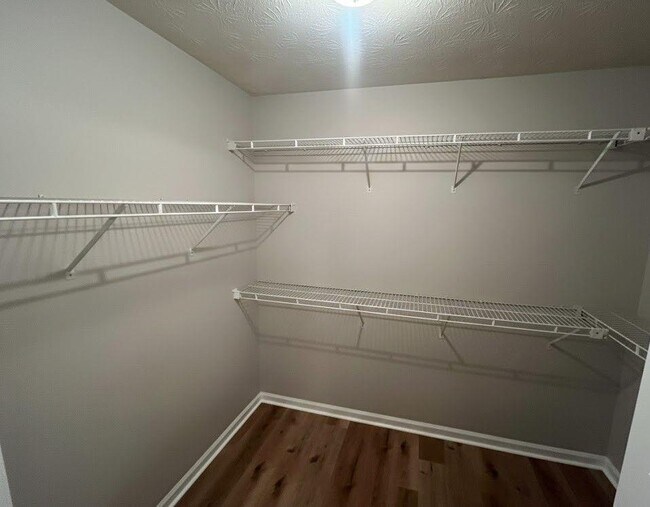 Building Photo - 462 Peachtree Ridge Dr NW