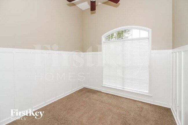 Building Photo - 8233 Sawyer Mill Cove