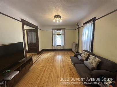 Building Photo - 3012 Dupont Ave S