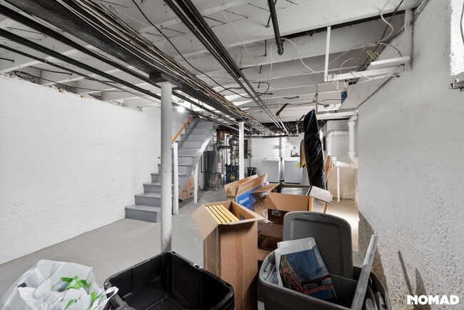 Building Photo - 96 Kenwood Ave