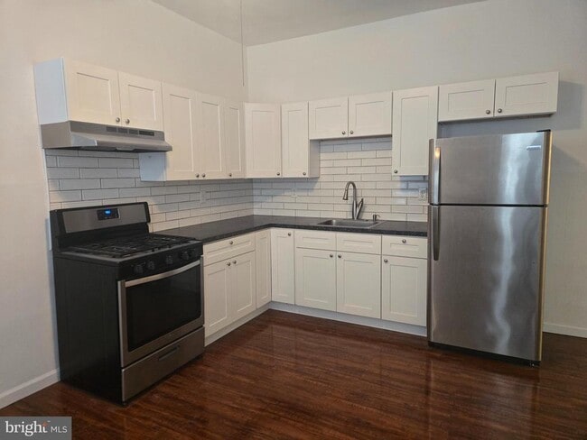 Building Photo - 4354 Manayunk Ave