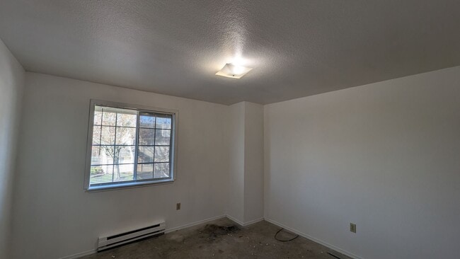 Building Photo - 115 124th St SE