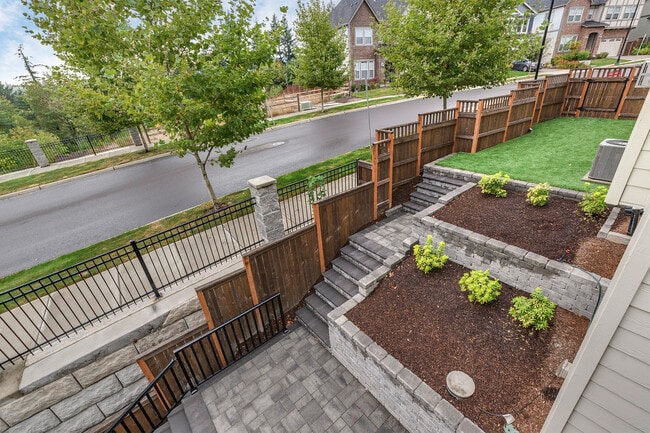 Building Photo - 15080 NW Legend Trail Pl