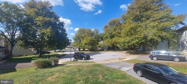 Building Photo - 6135 Fieldcrest Ct