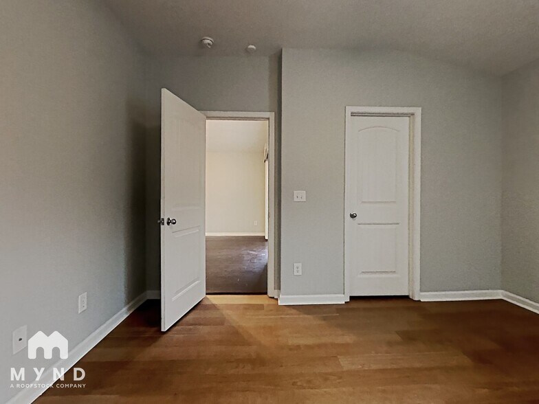 Building Photo - 6313 Cathwick Ct