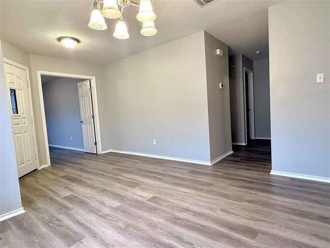 Building Photo - 12309 Drummond Dr