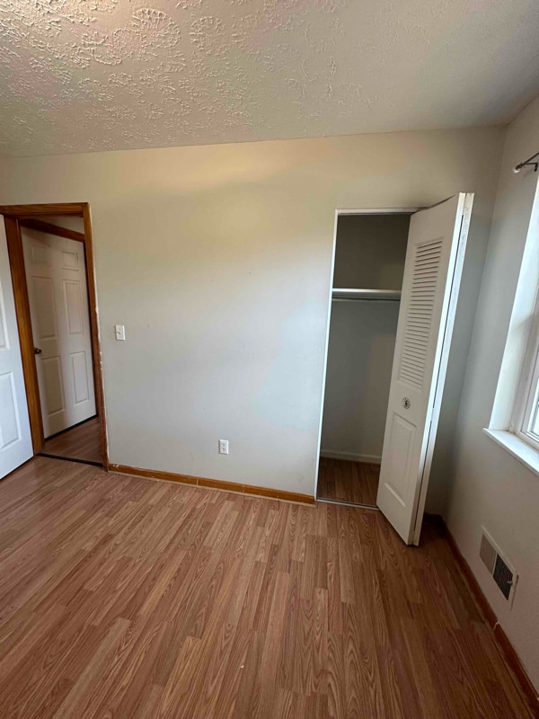 Building Photo - 5819 Medtree Pl