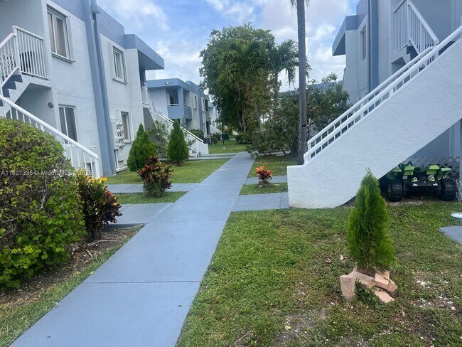 Primary Photo - 6214 SW 131st Ct