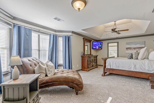 Building Photo - 10 Bridlewood Ct