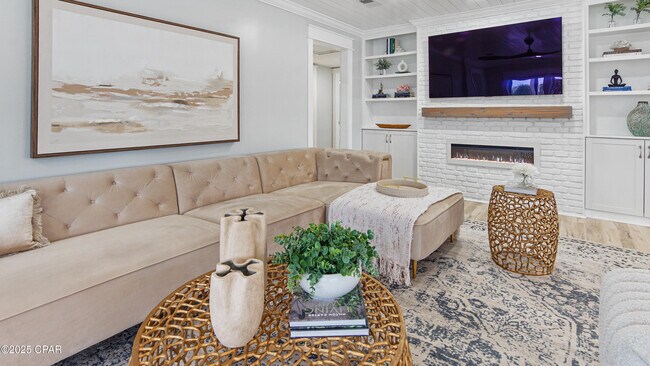 Building Photo - 2501 High Ave