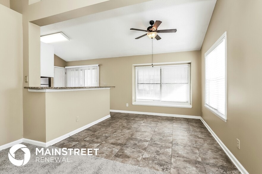 Building Photo - 400 Amberly Dr