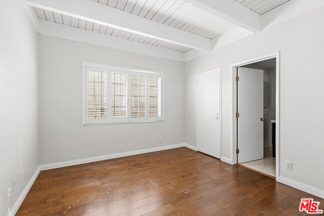 Building Photo - 3900 Pacific Ave