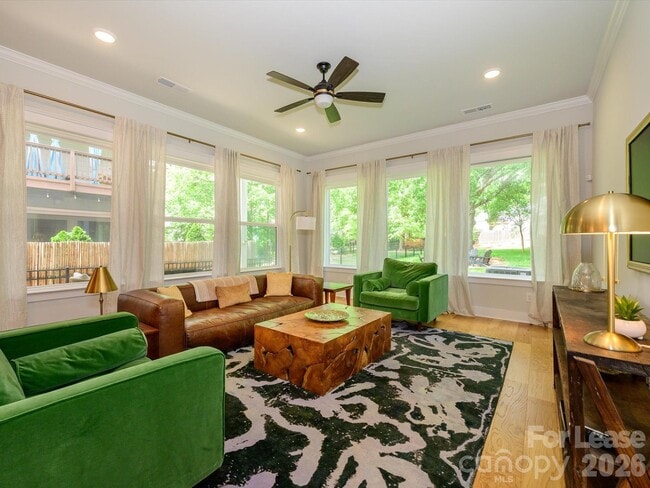 Building Photo - 1217 Drummond Ave