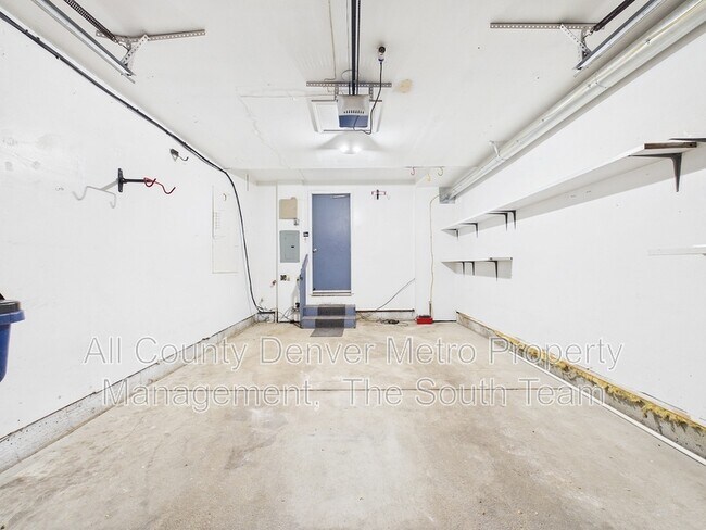 Building Photo - 11555 W 70th Pl