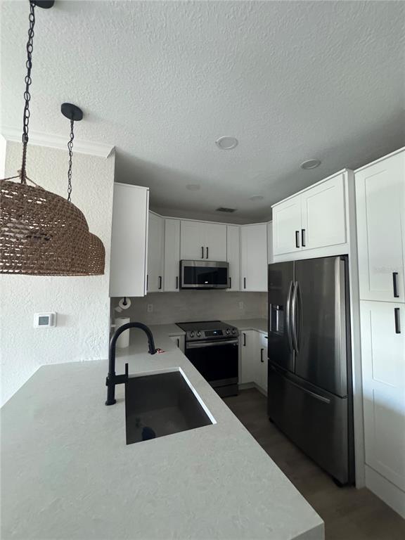 Building Photo - 5000 Culbreath Key Way