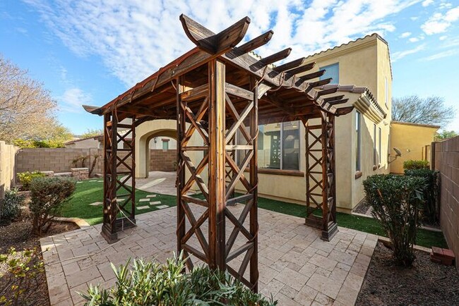 Building Photo - Lovely 4 bed 3 bath in core Chandler, ( Oc...