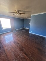 Building Photo - 1021 Huron Ave