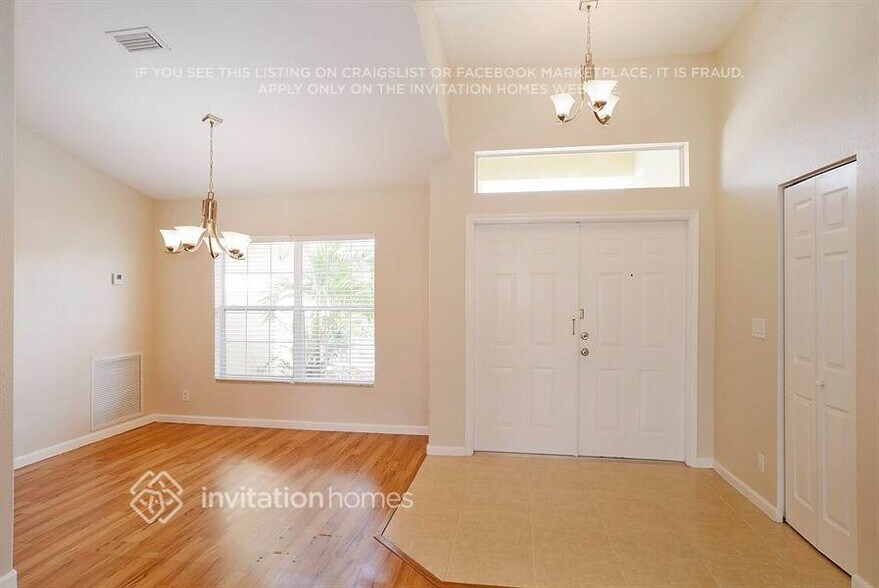 Building Photo - 3642 SW Darwin Blvd